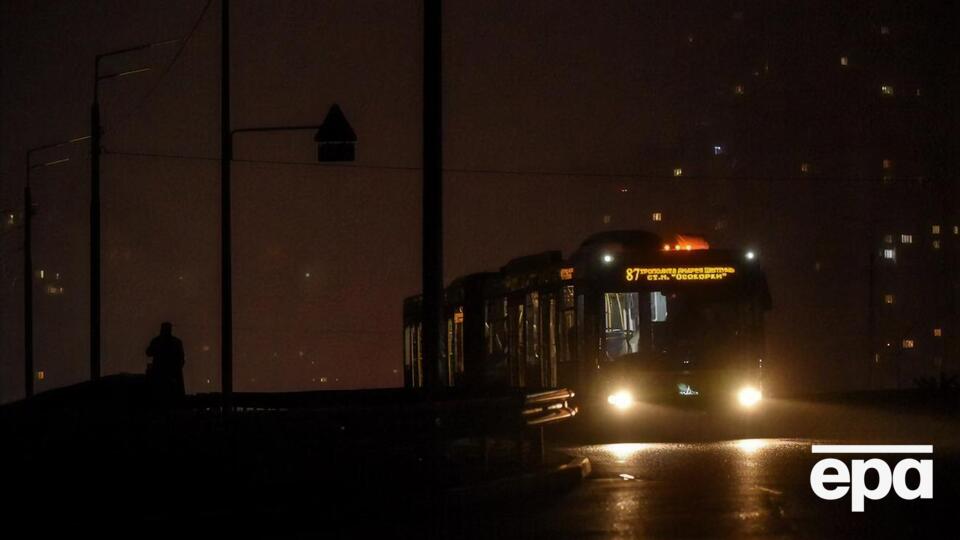 Украинцам нужно быть готовыми к разным вариантам, даже к худшим, отметил Коваленко