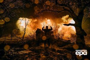 Українські військові протистоять атакам російських окупантів