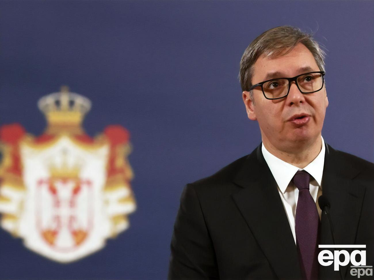 Вучич сказав, що Сербія не видаватиме нових автомобільних номерів