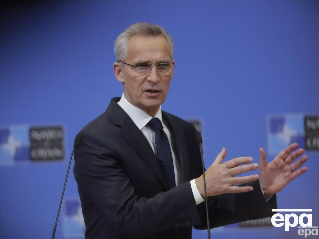 Столтенберг пояснив, що Альянс поки не планує "закривати" українське небо через небажання ставати стороною конфлікту