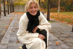 В ноябре Стоун сообщила, что у нее обнаружили опухоль