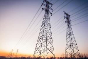 НЕК "Укренерго" ініціювала підвищення у 2023 році тарифу на передавання електроенергії на 84%