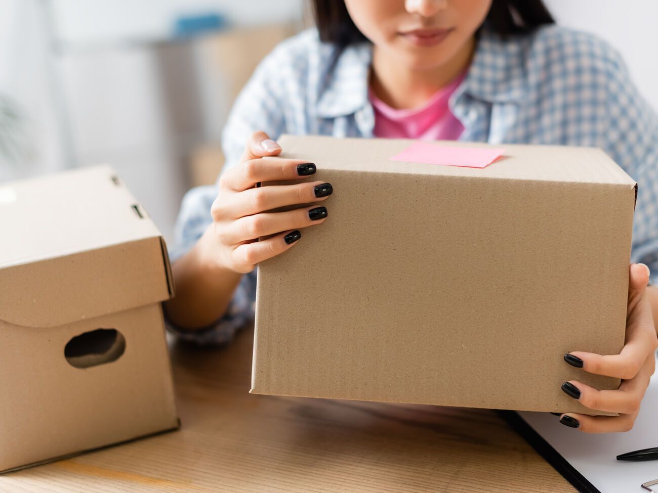 До Херсона, зокрема, приїхали 1500 продуктових наборів і дитяче харчування