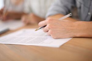 Міністр зазначив, що МОН України не може планувати проведення ЗНО у традиційному форматі