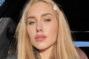 Квіткова займається самовдосконаленням