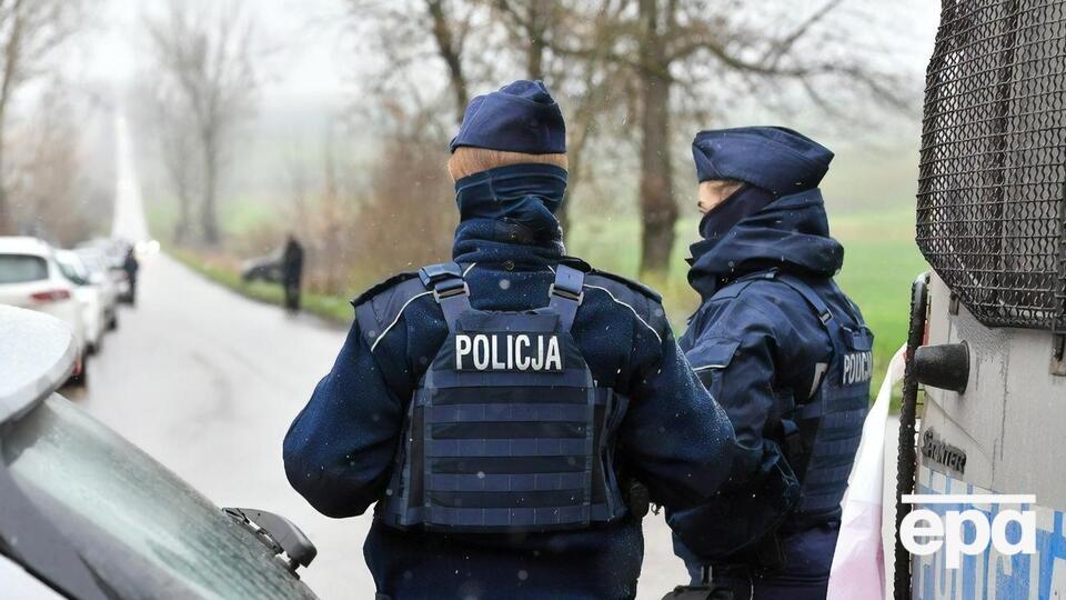 Поліція біля місця падіння ракети у Польщі
