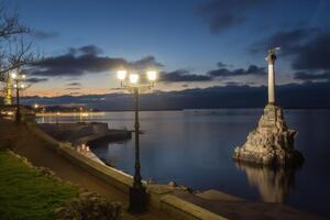 В Севастополе вечером 22 ноября раздались взрывы