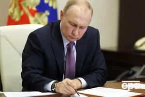Путін (на фото) може зіткнутися з перспективою загроз для своєї влади в Росії на тлі вторгнення в Україну, що невдало складається, вважає російська журналістка Латиніна
