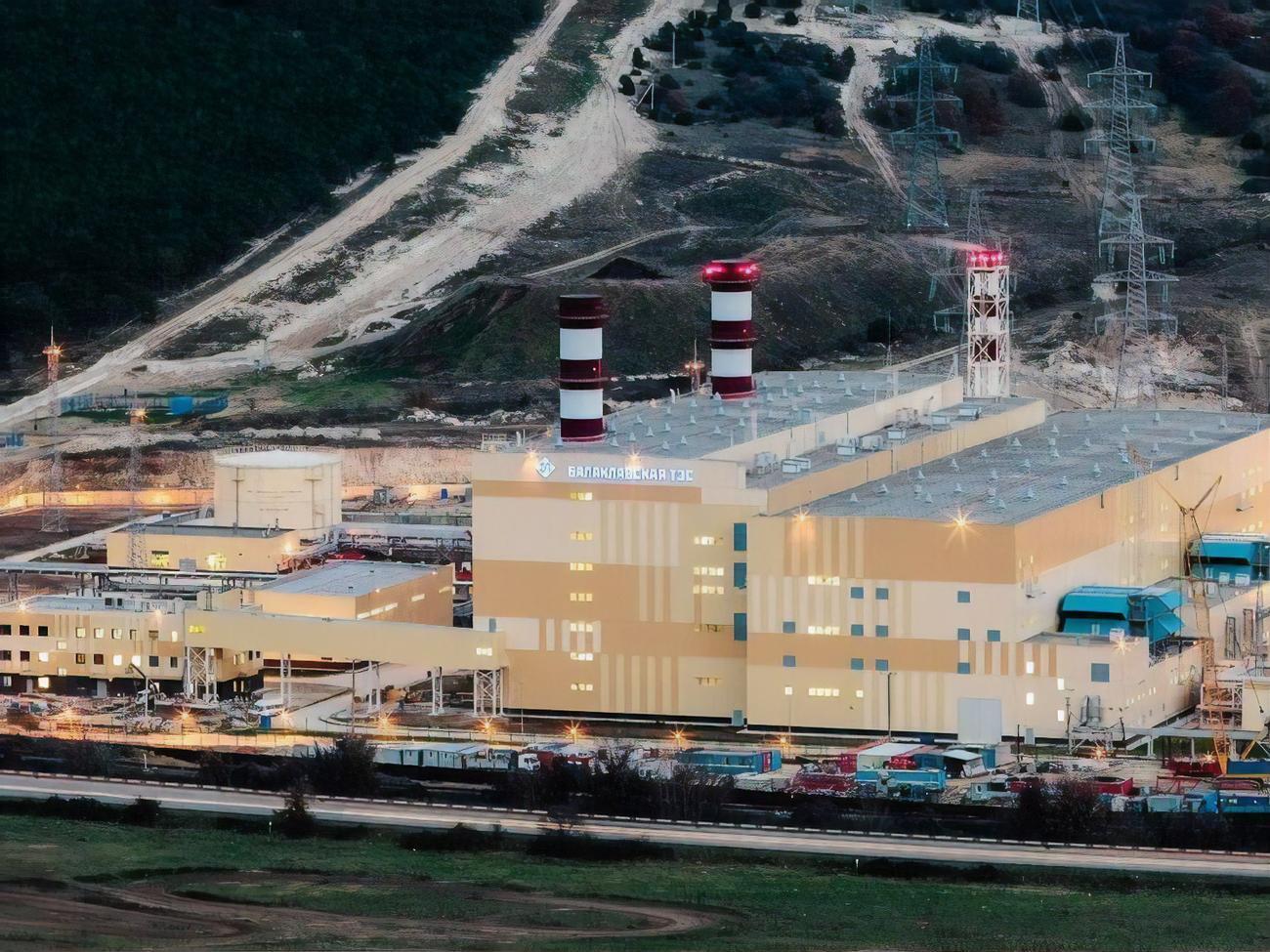Балаклавскую ТЭС вечером 22 ноября, по заявлению оккупантов, атаковали беспилотники