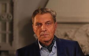 Невзоров: Чем тупее особь, тем лучше у нее в голове свивается гнездышко, в которое фашизм откладывает свои яички