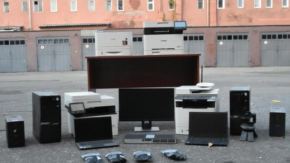 Компанія надала також компоненти до переданої техніки