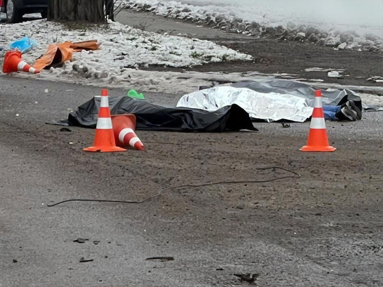 У Києві під обстріл потрапила двоповерхова будівля