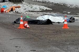 У Києві під обстріл потрапила двоповерхова будівля