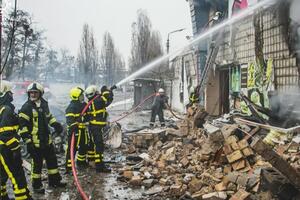 Дев'ять ракет російських окупантів долетіли до Києва і спричинили руйнування