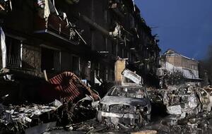 Оккупанты попали ракетой в жилой дом в Вышгороде