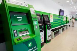 У банкоматах тепер можна зняти більше грошей