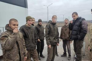 Домой из российского плена возвращаются 50 украинских защитников