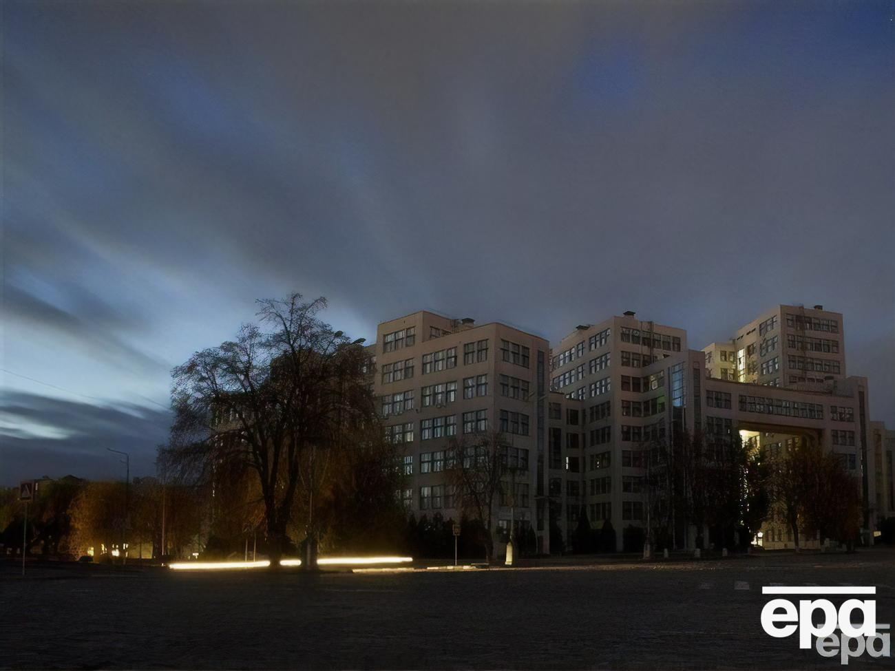 По всей Украине начали вводить аварийные отключения