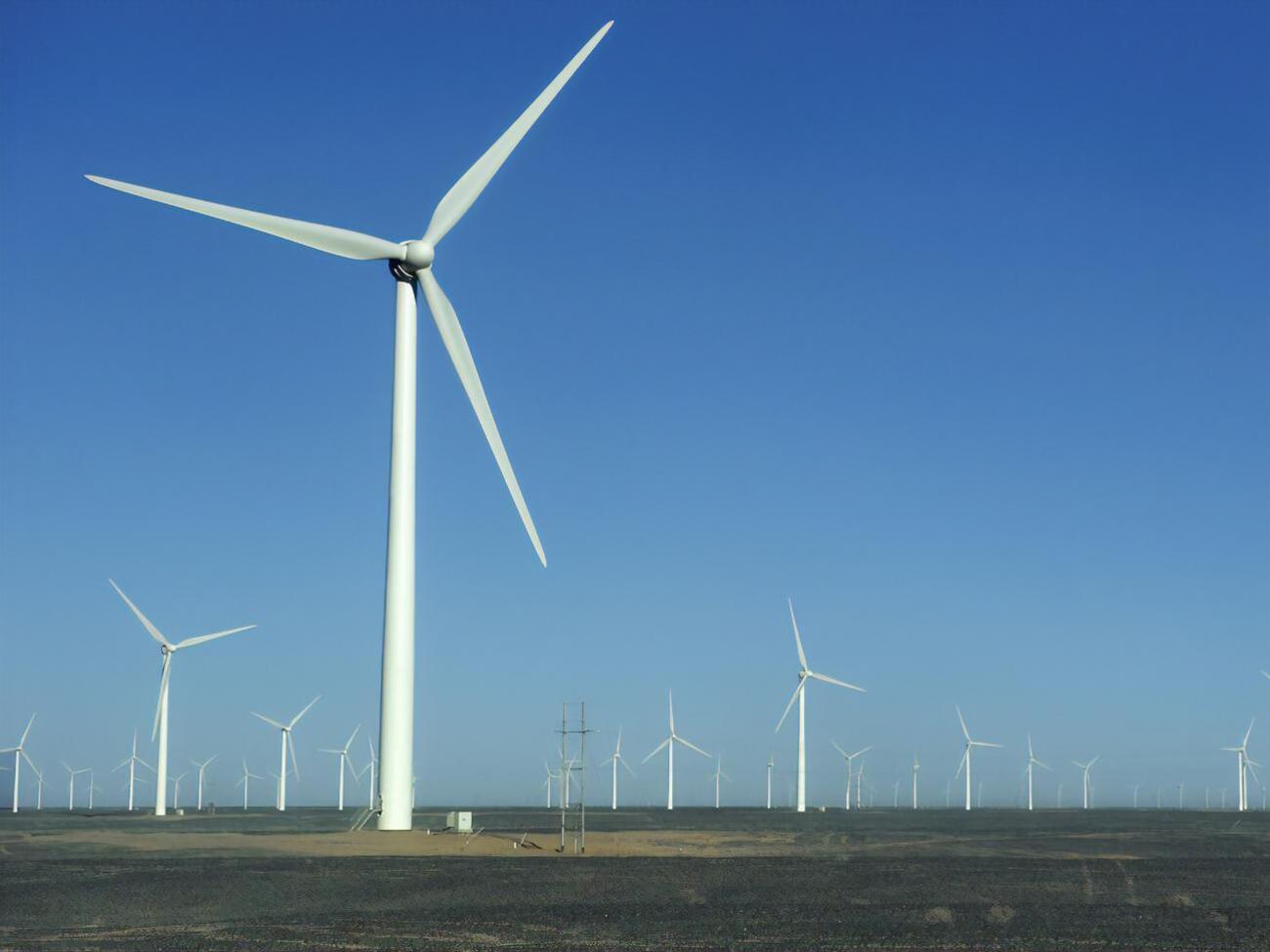 В Україні потрібно розпочати проєкт з установлення нових об'єктів альтернативної енергетики разом із системами накопичення електроенергії, вважає експерт Центру Разумкова