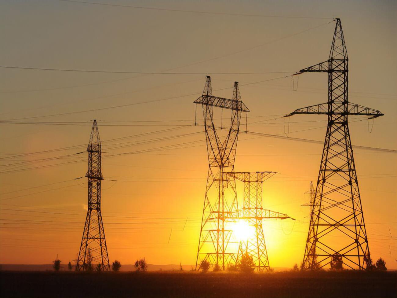 Украина обеспечена электроэнергией на 70% от потребности, сообщили в "Укрэнерго"