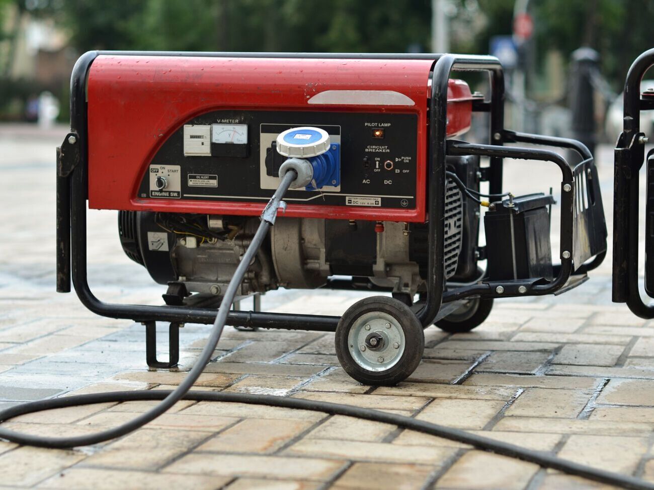 Генераторы в Украину планируют доставить чартерным авиарейсом