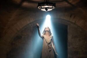 Кліп знімали у підземному укритті