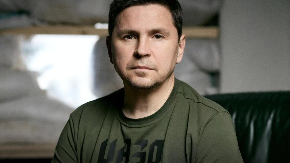 Подоляк: Сьогодні ми бачимо абсолютно консолідовану суспільну думку – 98–99% людей кажуть: "Без світла, але головне – без вас"