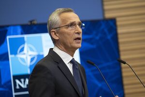 НАТО будет продолжать поддерживать Украину столько, сколько потребуется, отметил Столтенберг