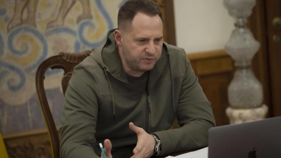 Вплив санкцій на російську економіку пом'якшили високі ціни на нафту й газ, а також винятки й лазівки, наголосили у групі Єрмака – Макфола