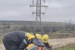 Российские оккупационные войска разрушили всю энергосистему Херсона