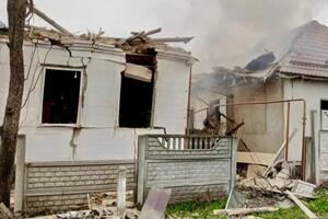 Росіяни атакували житловий квартал у Дніпрі, пошкоджено приватні будинки