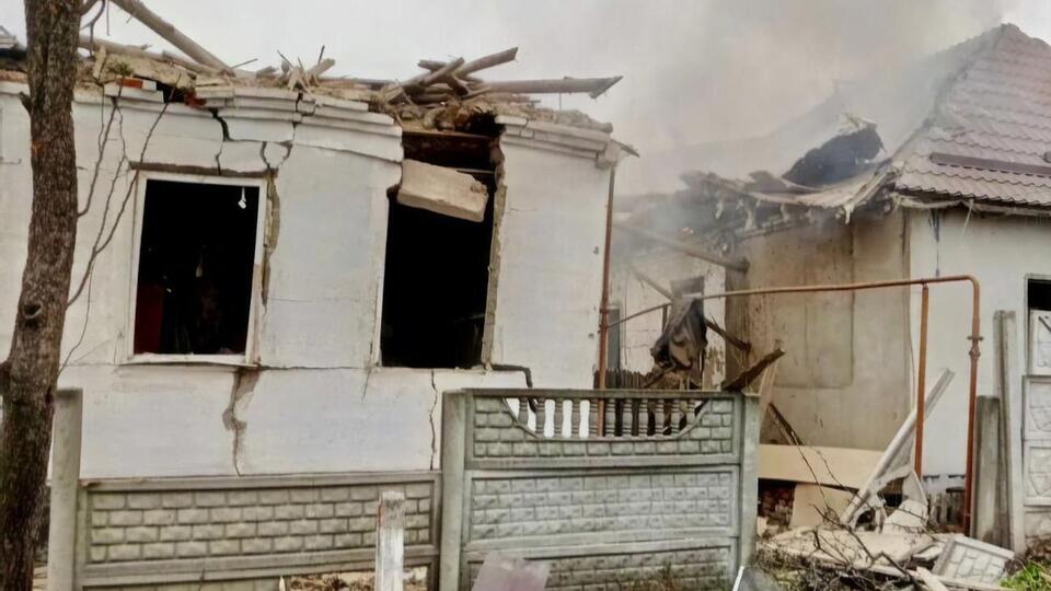 Росіяни атакували житловий квартал у Дніпрі, пошкоджено приватні будинки