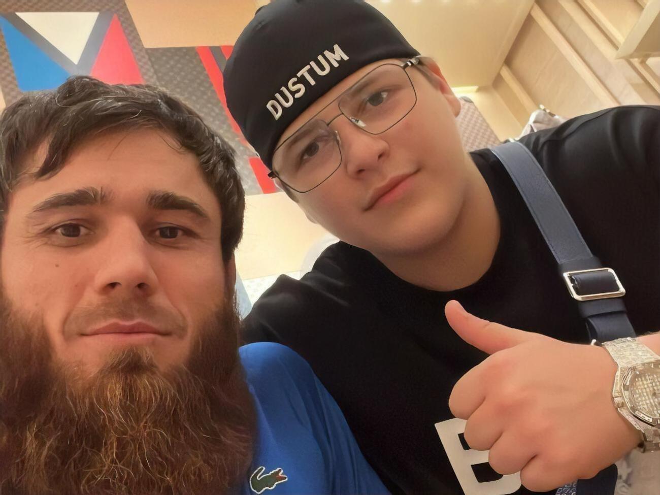 Фото с часами опубликовал боец ММА