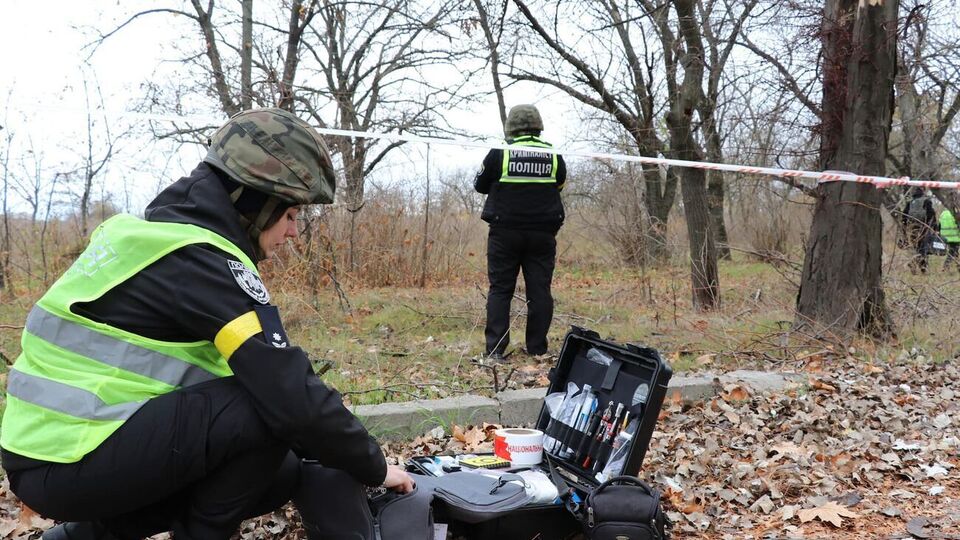 За даними ДСНС станом на 18 листопада, у Херсонській області заміновано тисячі квадратних кілометрів території