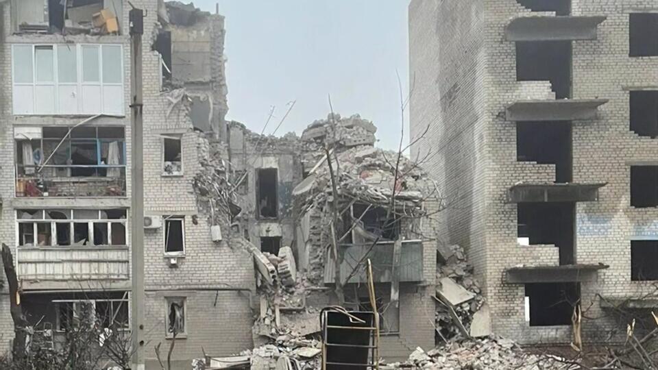Разрушен дом с первого по пятый этажи