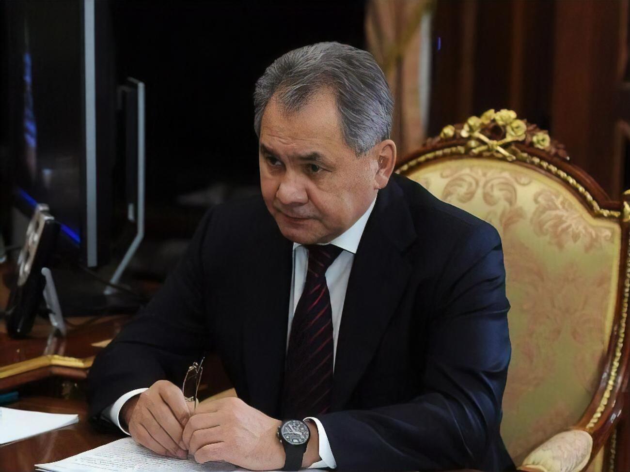 Шойгу "безсоромно краде", стверджує Попов