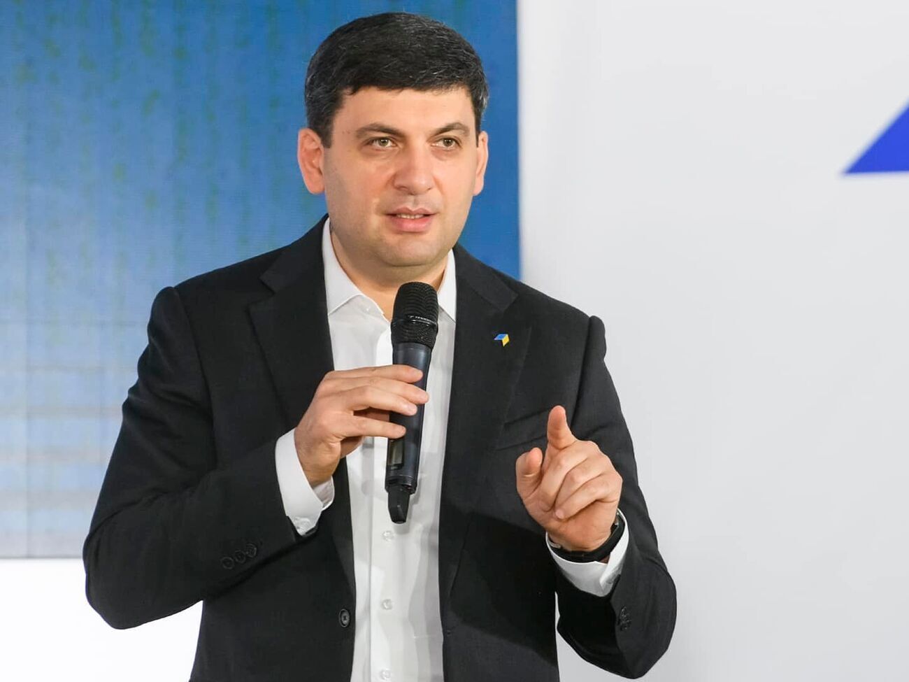 Гройсман: Нас військові одразу запевнили, що це точно не ми збили літак