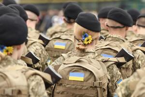 Число женщин в ВСУ одно из самых высоких среди всех армий стран НАТО