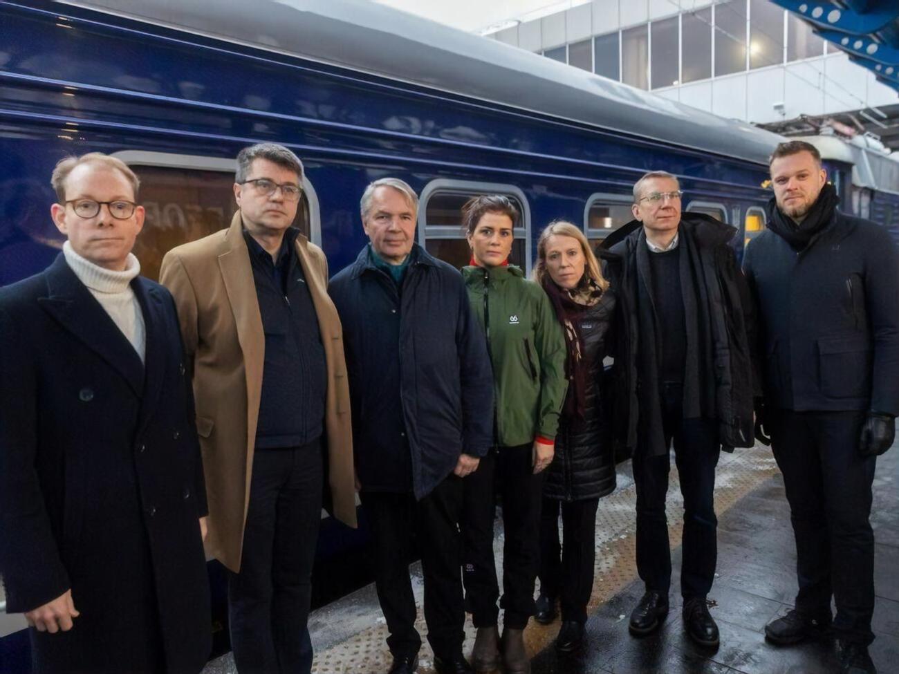 На встречах, участие в которых примут иностранные министры, будет обсуждаться дальнейшая поддержка Украины