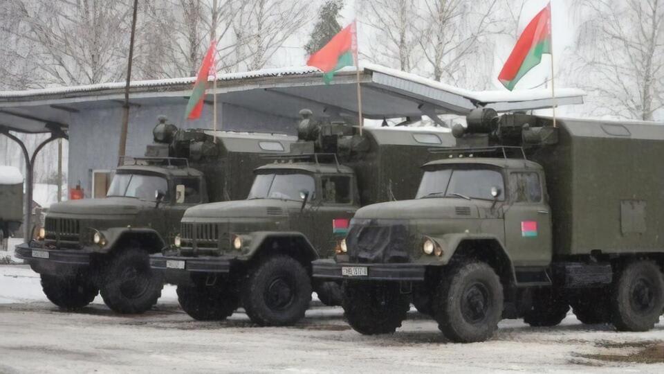 10 октября Беларусь и РФ договорились о развертывании "совместной региональной группировки войск"