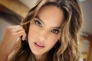 Амброзіо: Класика Копакабани