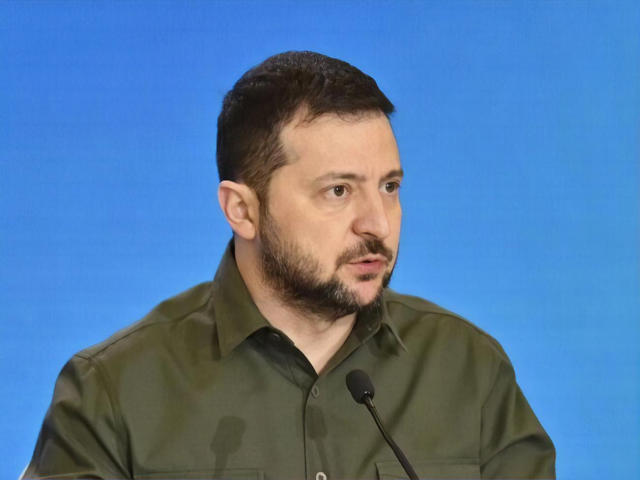 Зеленский обсудил ситуацию в стране с участниками ставки верховного главнокомандующего