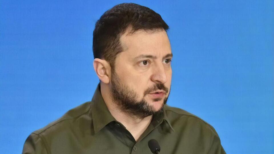 Зеленский обсудил ситуацию в стране с участниками ставки верховного главнокомандующего