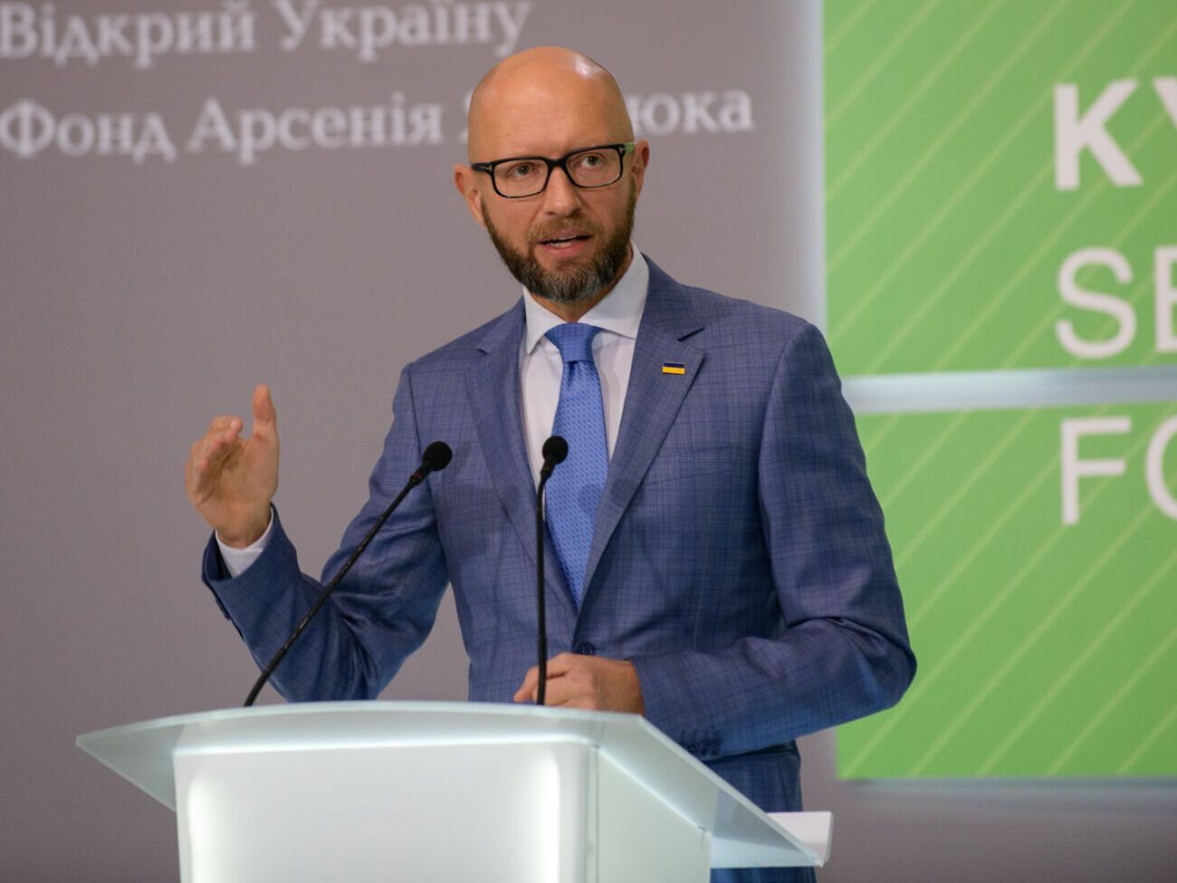 Яценюк: Поведение Венгрии неевропейское, неэтичное и бесчеловечное