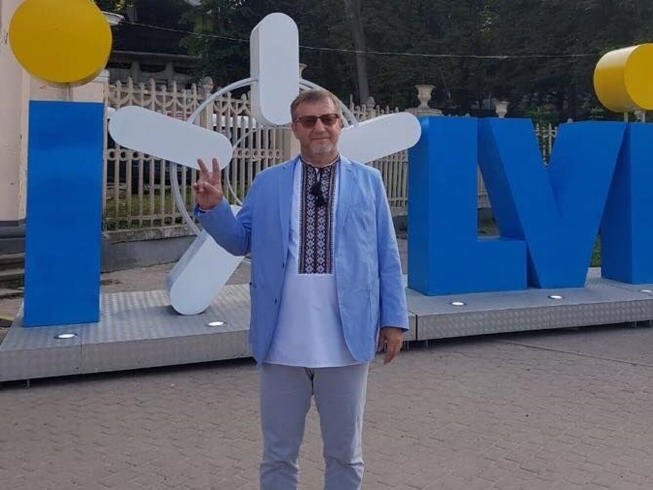 У Росії Пригожин може дістати кувалдою по голові, якщо смоктав зеку. Рекомендую йому тікати у Європу