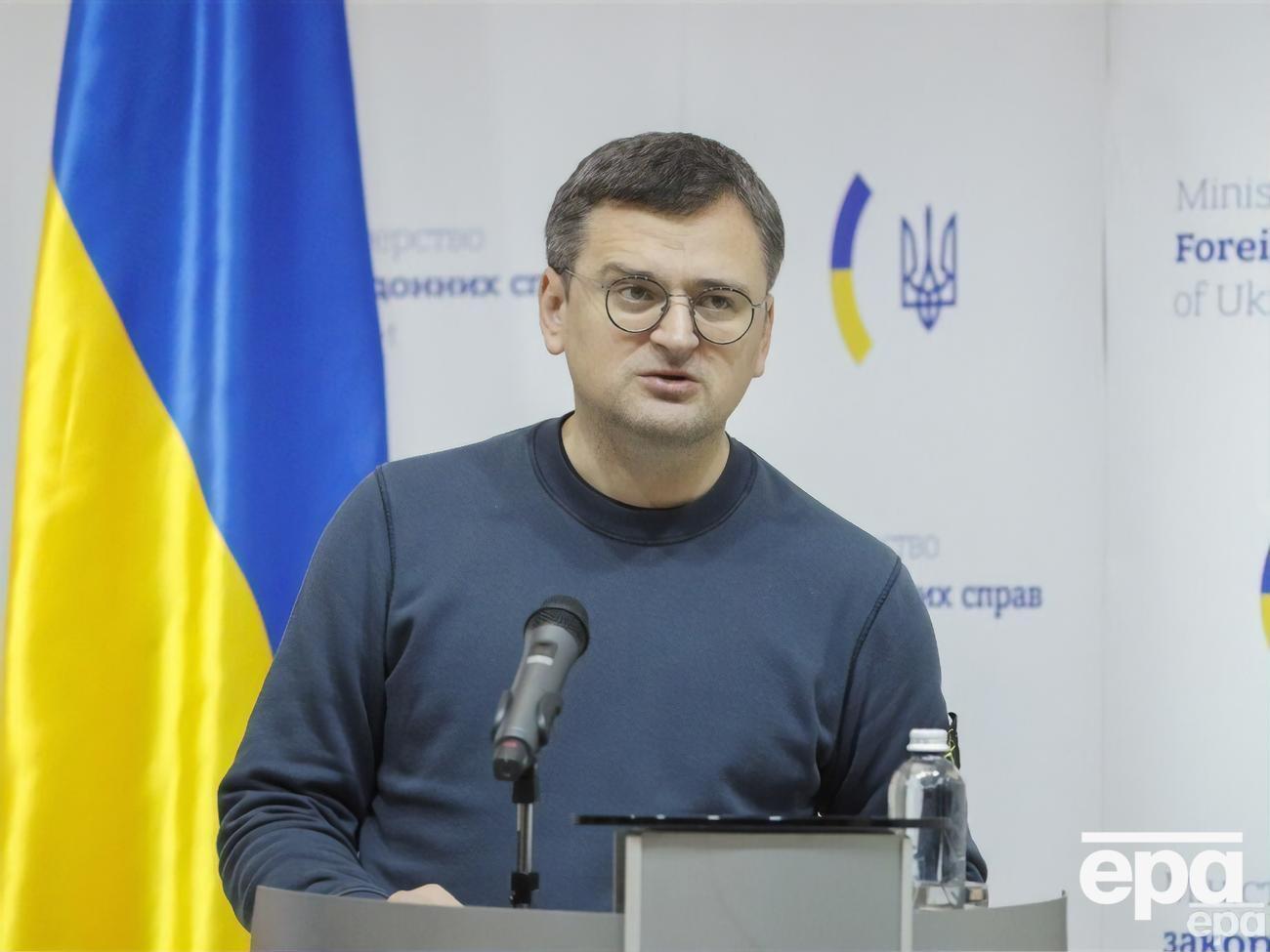 Кулеба встретился с Гросси в Бухаресте