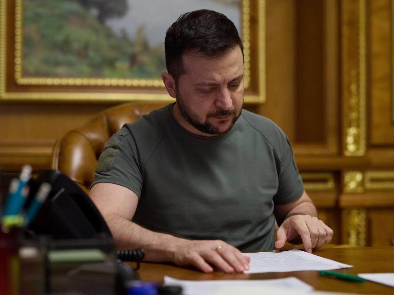 Зеленський поговорив із Шольцом телефоном