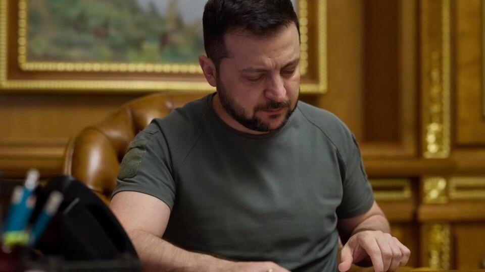 Зеленський поговорив із Шольцом телефоном