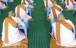 Влада пообіцяла відправити у храм більше ченців