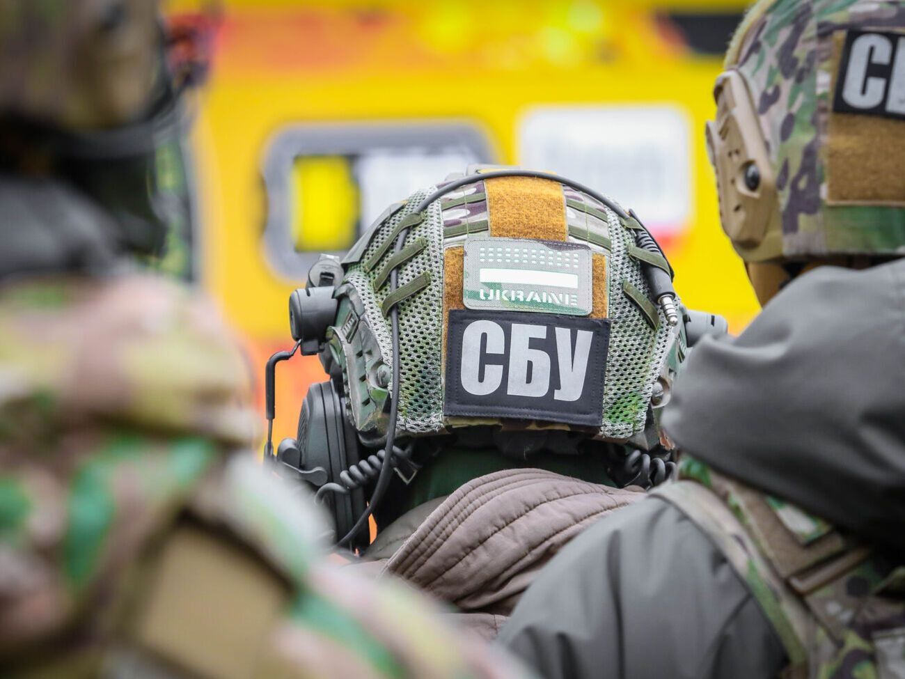 СБУ встановила, що чоловіки виконують каральні завдання російських окупантів